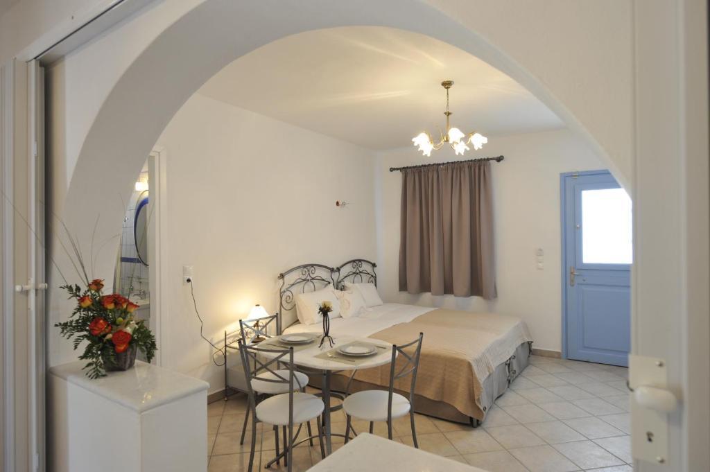 Evita Apartments Aliki  Room photo